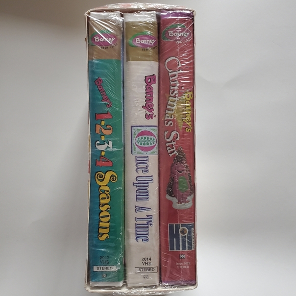 Barney's Holiday VHS 3 Pack, NWT - Picture 2 of 3